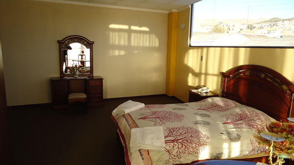 Hostal Tukos La Casa Real Потосі Екстер'єр фото
